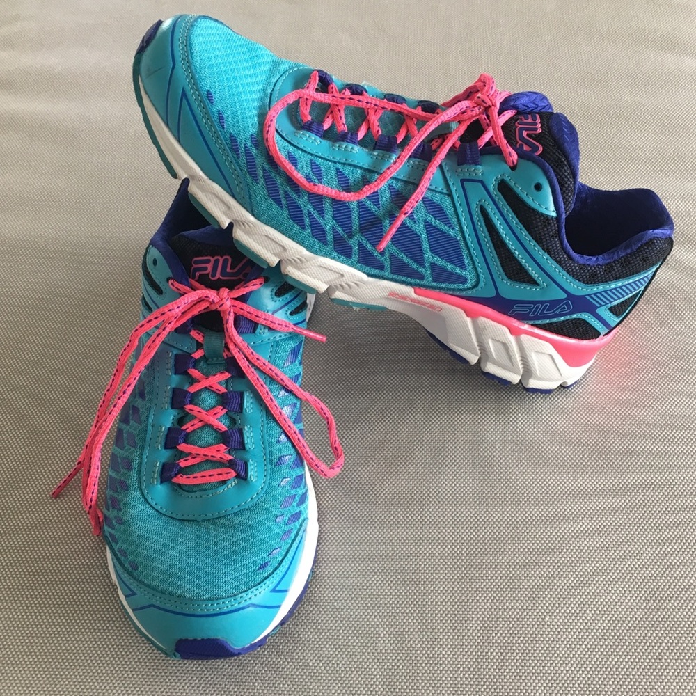 FILA Women’s CoolMax Memory Foam Running Shoes 9.5